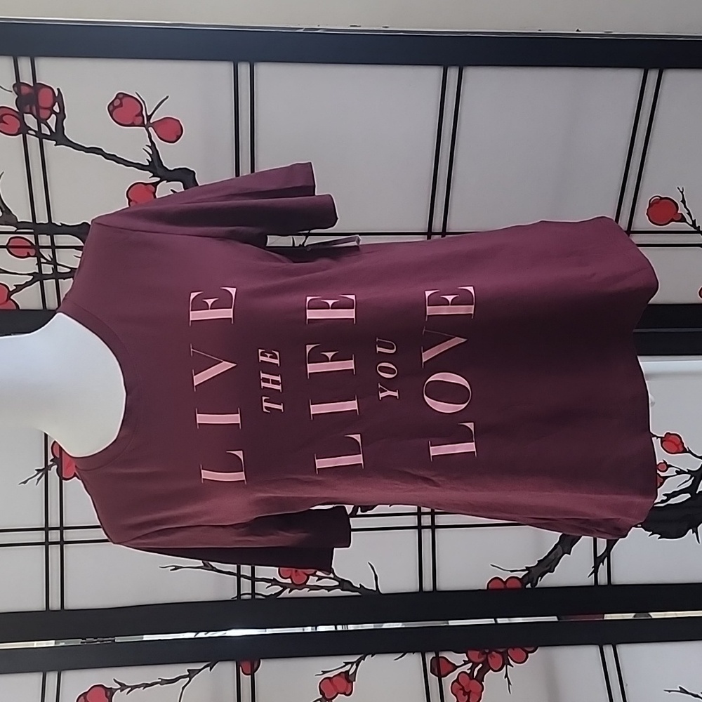 Banana Republic eco t-shirt medium,maroon